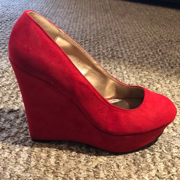 5 Inch Red Wedges Size 8 - Picture 4 of 8
